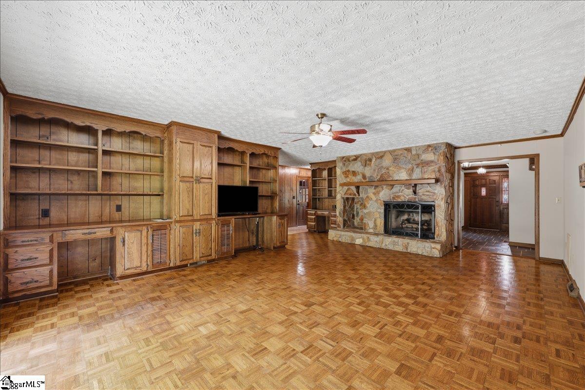 3184 Highway 14 Greer, SC 29651 - Photo 11 of 48