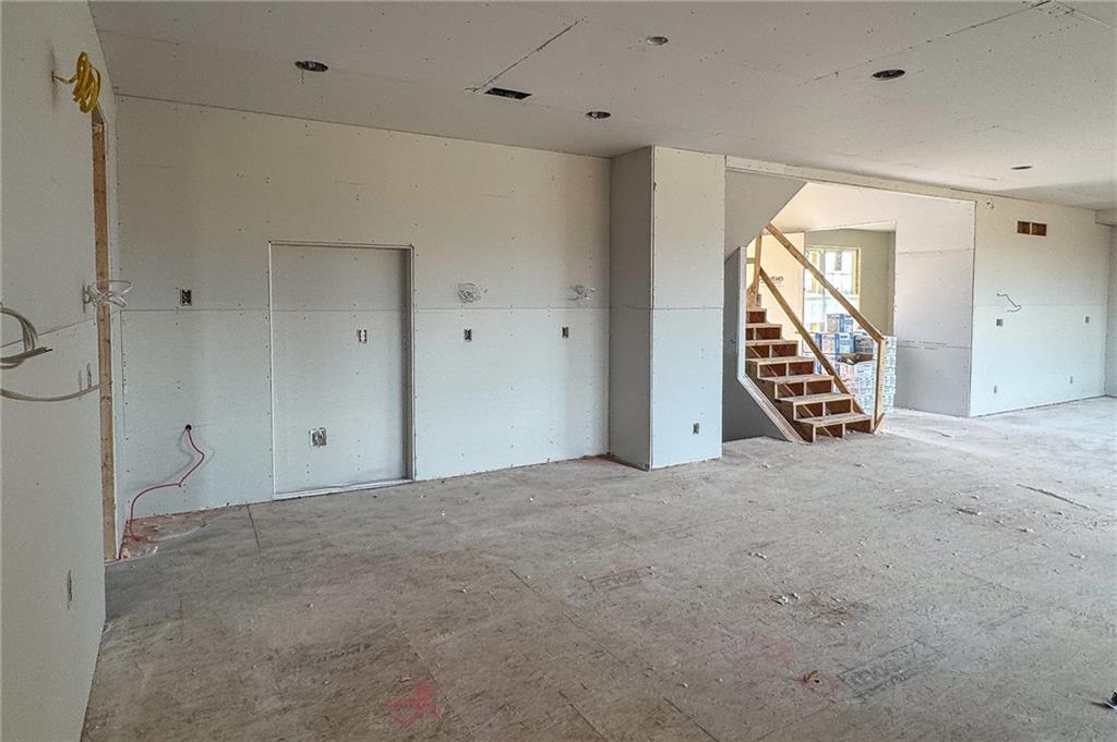 22076 West 99th Terrace Lenexa, KS 66220 - Photo 13 of 66