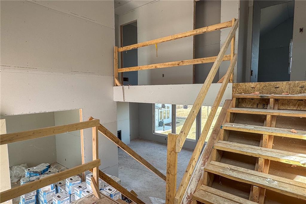 22076 West 99th Terrace Lenexa, KS 66220 - Photo 18 of 66