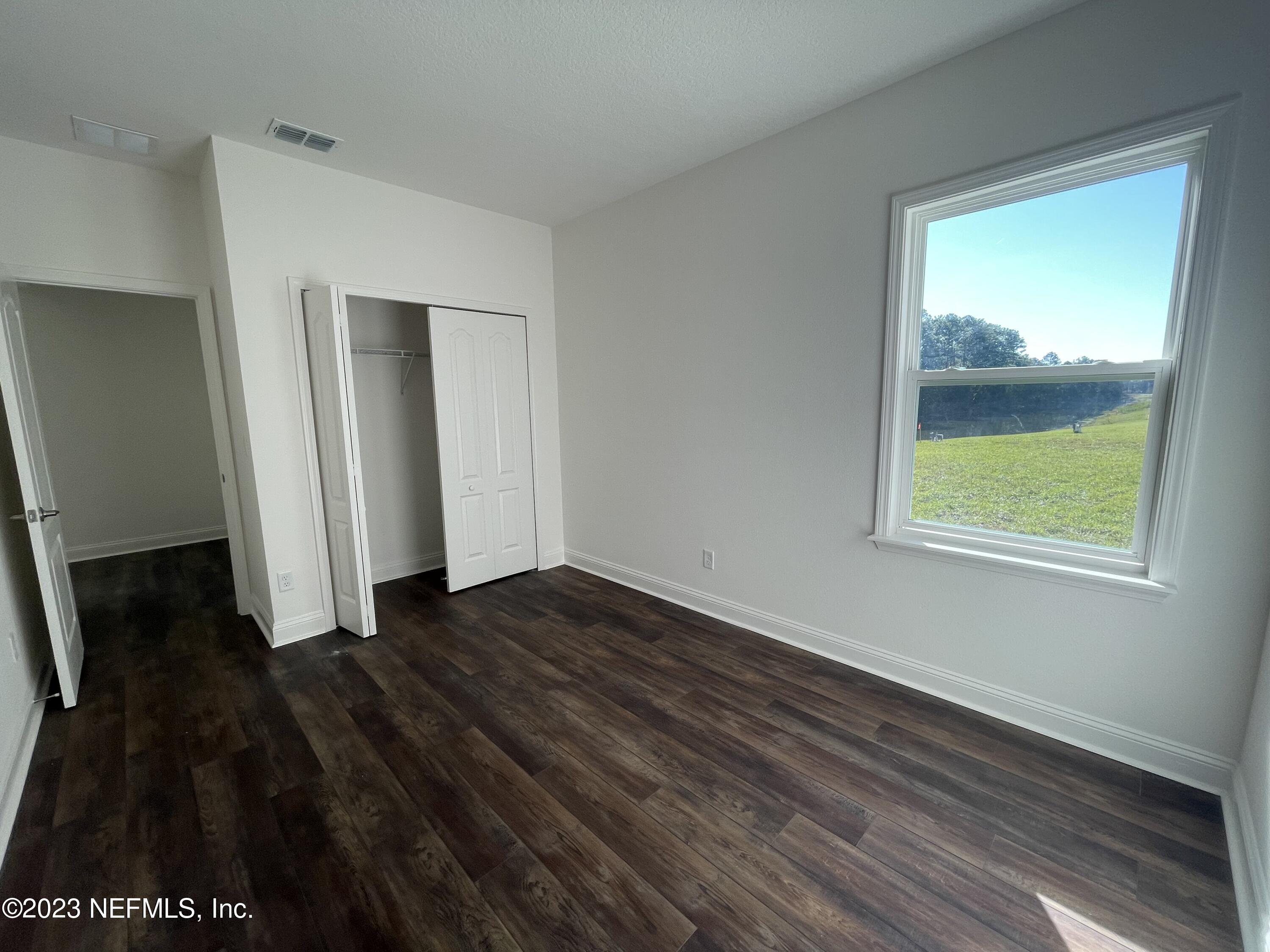 1425 Lake Foxmeadow Road Middleburg, FL 32068 - Photo 11 of 20 First floor bath FM 15