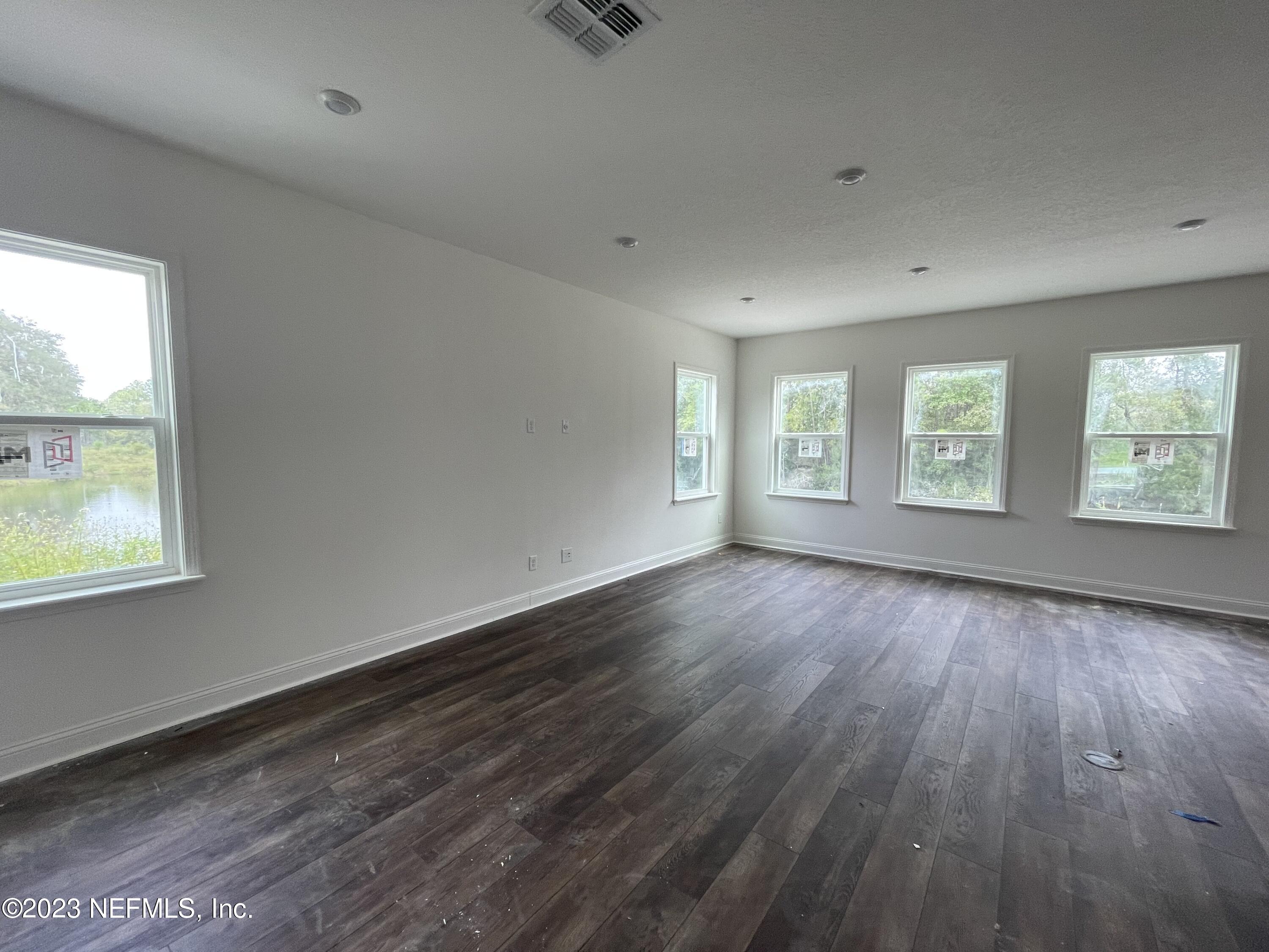 1425 Lake Foxmeadow Road Middleburg, FL 32068 - Photo 4 of 20 15 great room