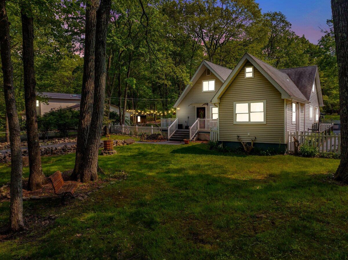 3137 Fern Road Pocono Summit, PA 18346 - Photo 33 of 51 DJI_0947 2