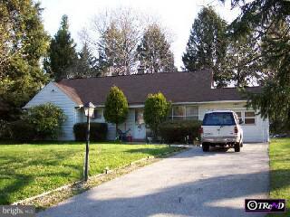 737 Elizabeth Road Rydal, PA 19046 - Photo 1 of 1