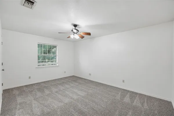 $749,000 | 137 Lakeview Drive, Aledo, TX 76008