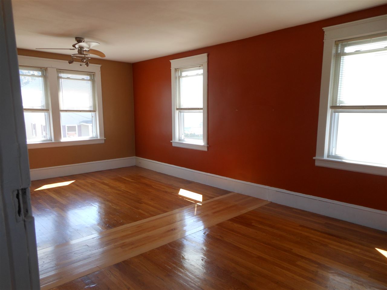 204 Alsace Street Manchester, NH 03102 - Photo 22 of 40