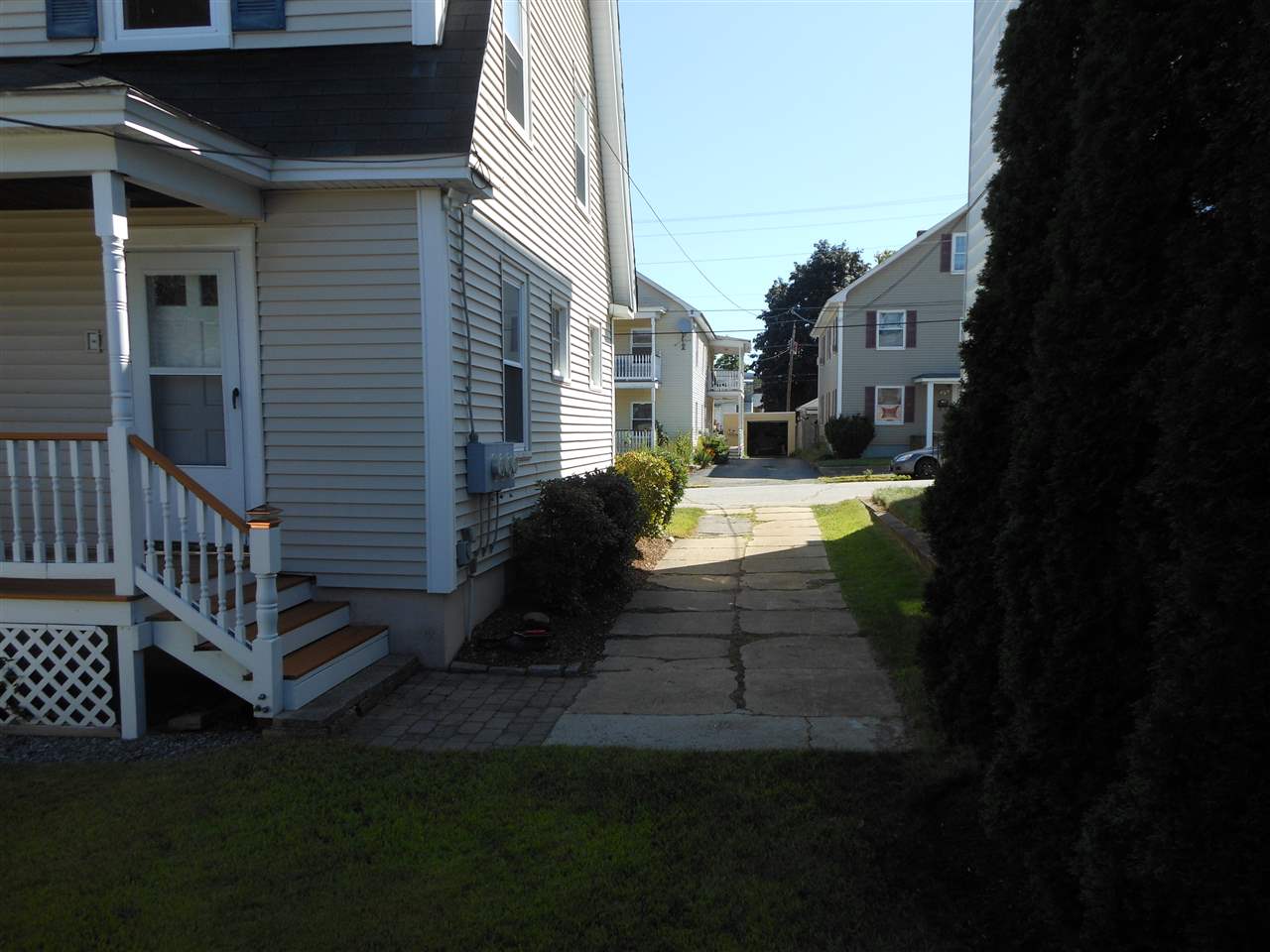 204 Alsace Street Manchester, NH 03102 - Photo 29 of 40