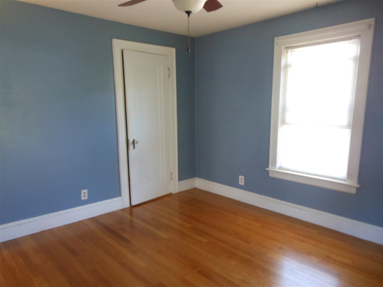 204 Alsace Street Manchester, NH 03102 - Photo 35 of 40