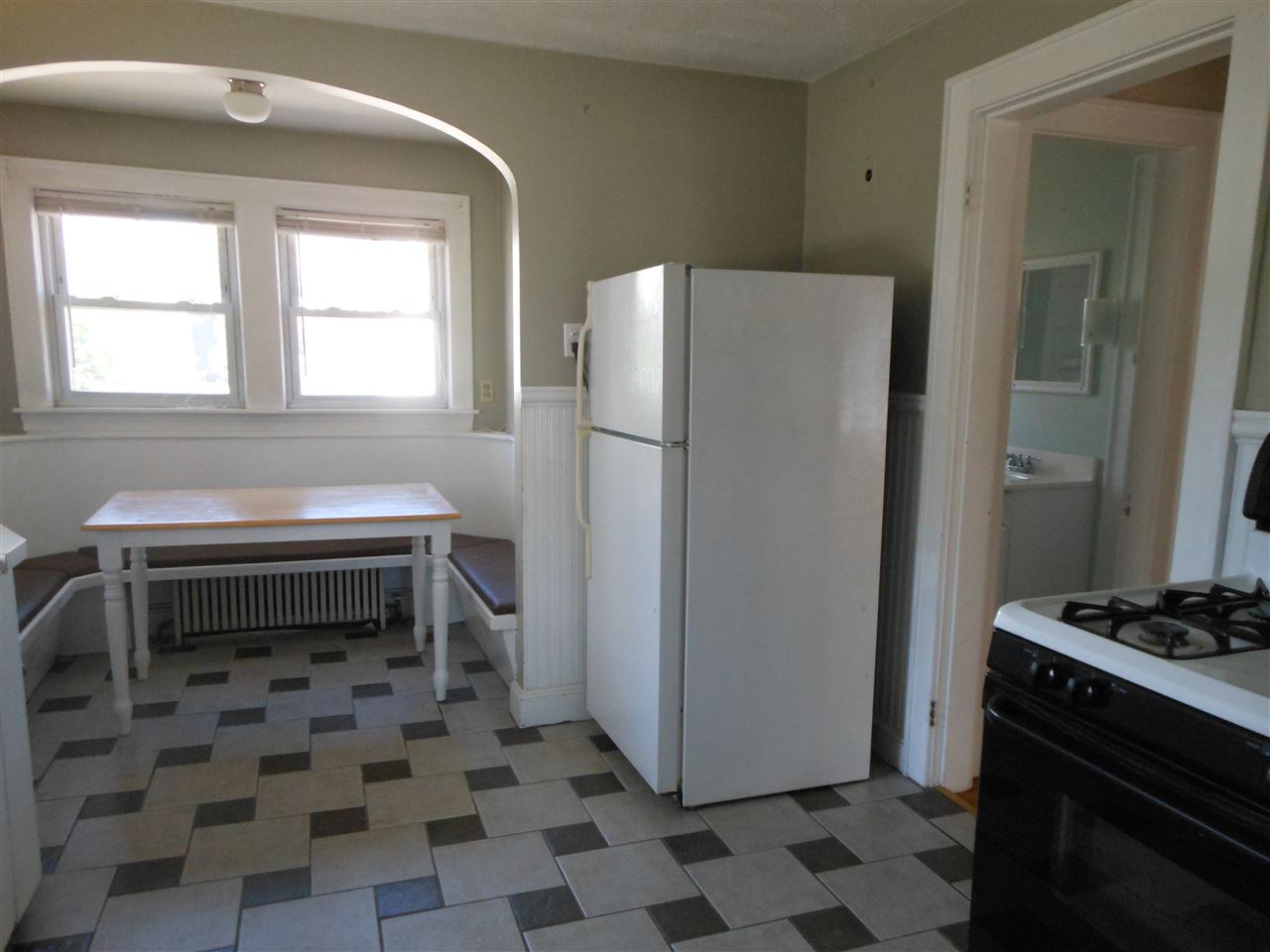 204 Alsace Street Manchester, NH 03102 - Photo 39 of 40