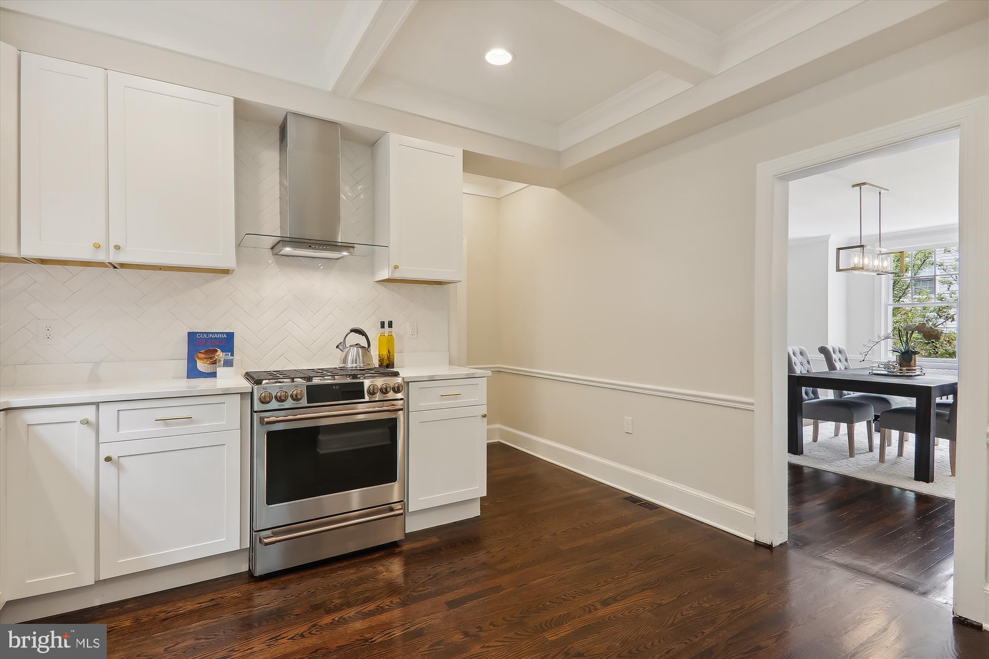 7108 Brookville Road Chevy Chase, MD 20815 - Photo 14 of 96