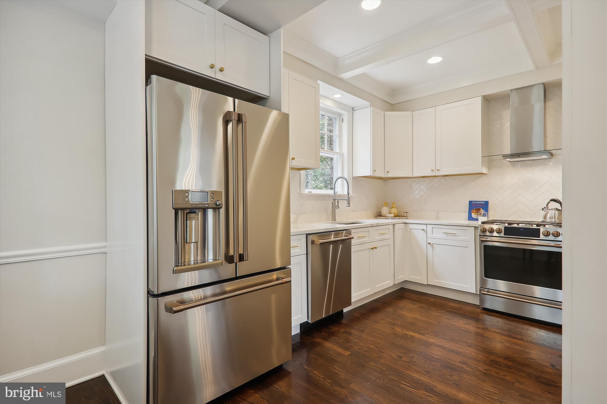 7108 Brookville Road Chevy Chase, MD 20815 - Photo 18 of 96