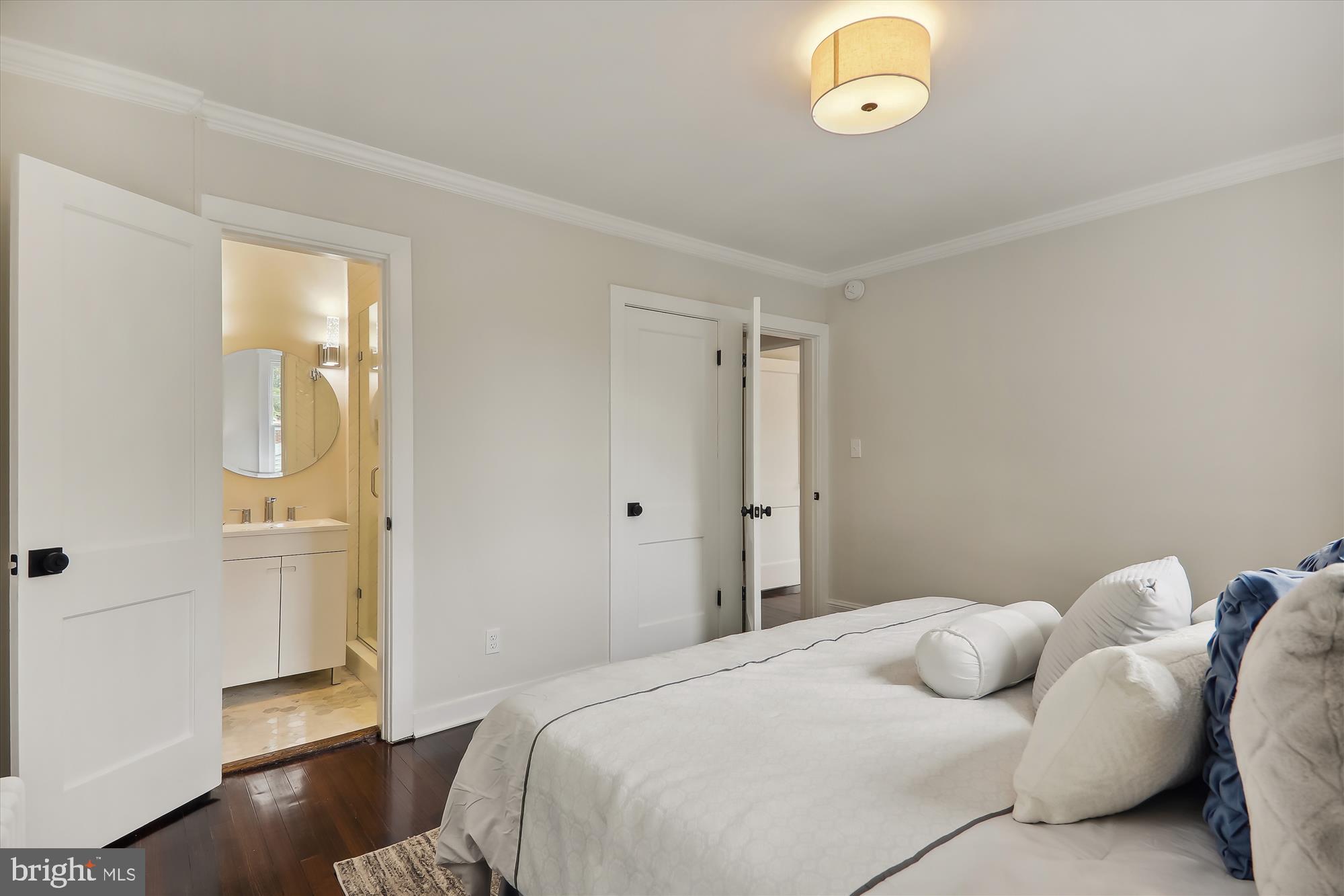 7108 Brookville Road Chevy Chase, MD 20815 - Photo 32 of 96