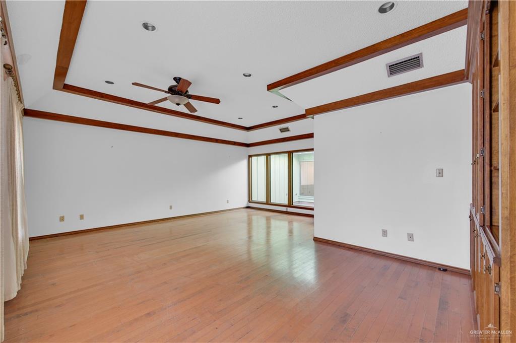 2016 South 5th Street, Unit 17 McAllen, TX 78503 - Photo 4 of 20 a view of an empty room