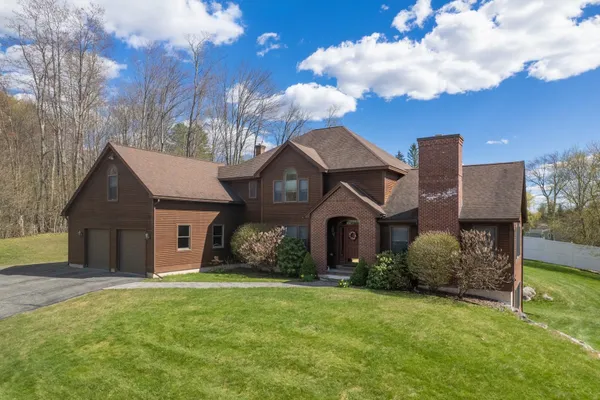 $669,000 | 10 Upland Drive, Rutland, VT 05701