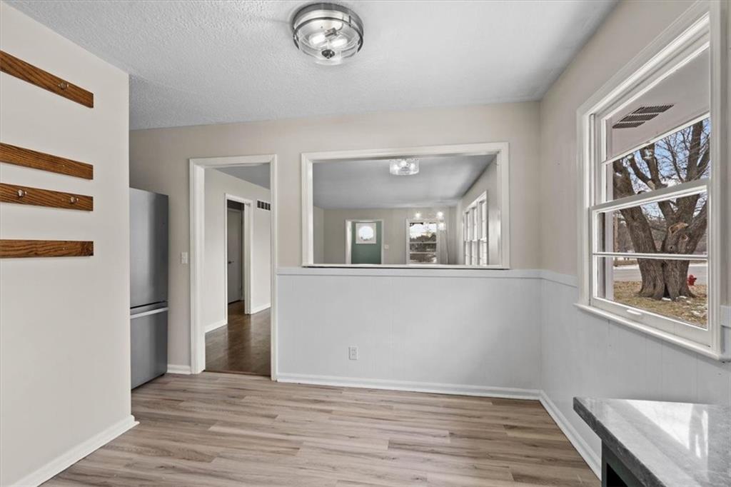 9052 East 59th Street Raytown, MO 64133 - Photo 12 of 31