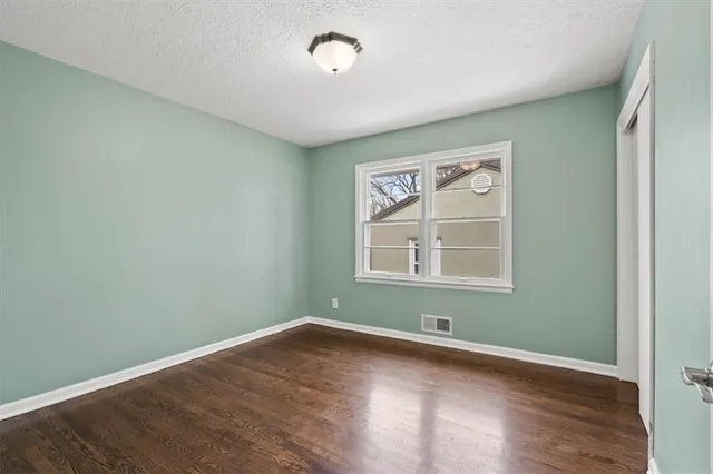 $250,000 | 9052 East 59th Street, Raytown, MO 64133