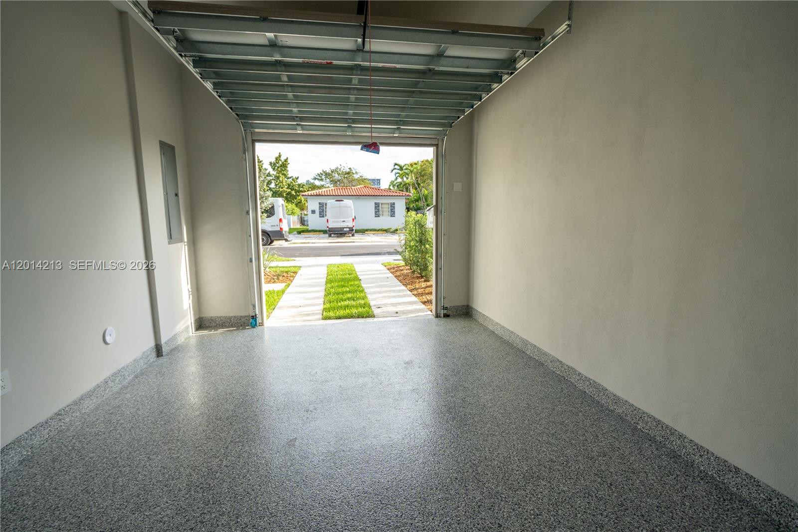 2745 Southwest 23rd Terrace Miami, FL 33145 - Photo 29 of 37