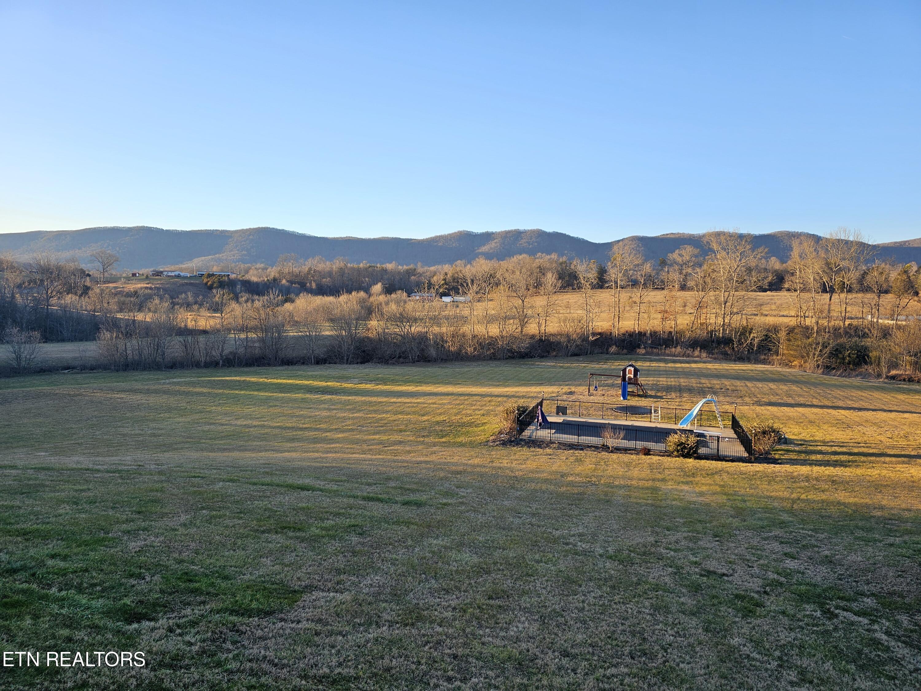 2734 Back Valley Road Speedwell, TN 37870 - Photo 7 of 42 1000023035