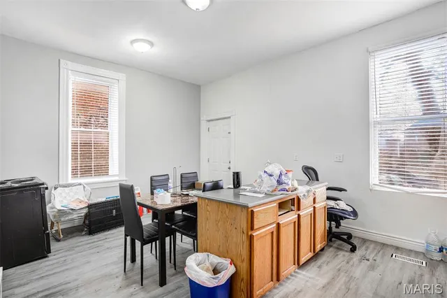 $214,000 | 4248 Norfolk Avenue, St. Louis, MO 63110