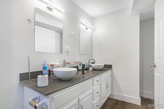 $214,000 | 4248 Norfolk Avenue, St. Louis, MO 63110