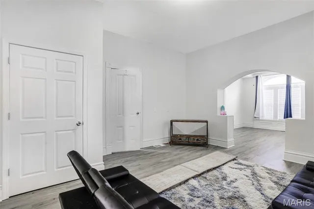 $214,000 | 4248 Norfolk Avenue, St. Louis, MO 63110