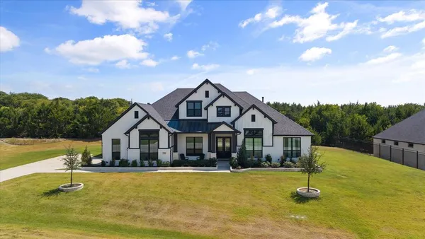$825,000 | 7850 Woodstream Road, Red Oak, TX 75154