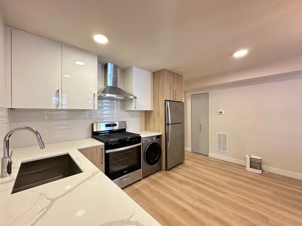 2439 West Walton Street, Unit GR Chicago, IL 60622 - Photo 9 of 15