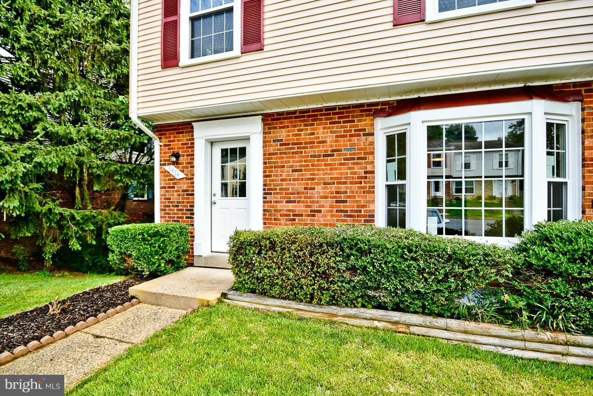 6464 Rockshire Street Alexandria, VA 22315 - Photo 3 of 30 Exterior (Front)