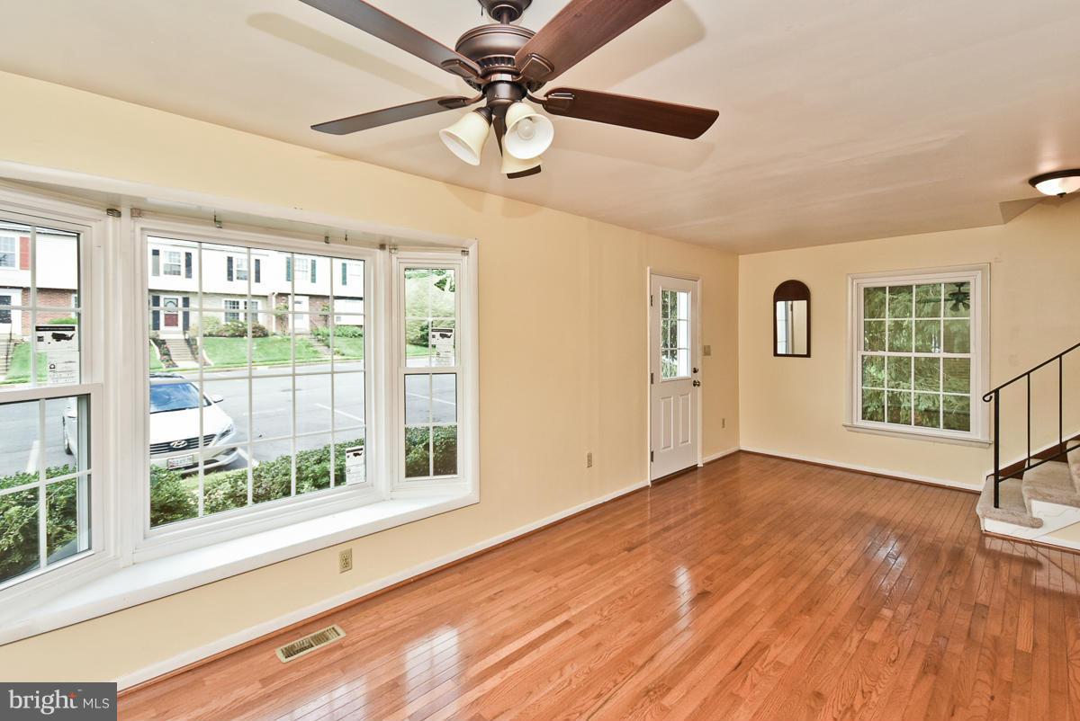 6464 Rockshire Street Alexandria, VA 22315 - Photo 7 of 30 Dining Room