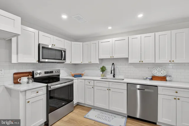 $397,500 | 2472 Leaman Road, Ronks, PA 17572