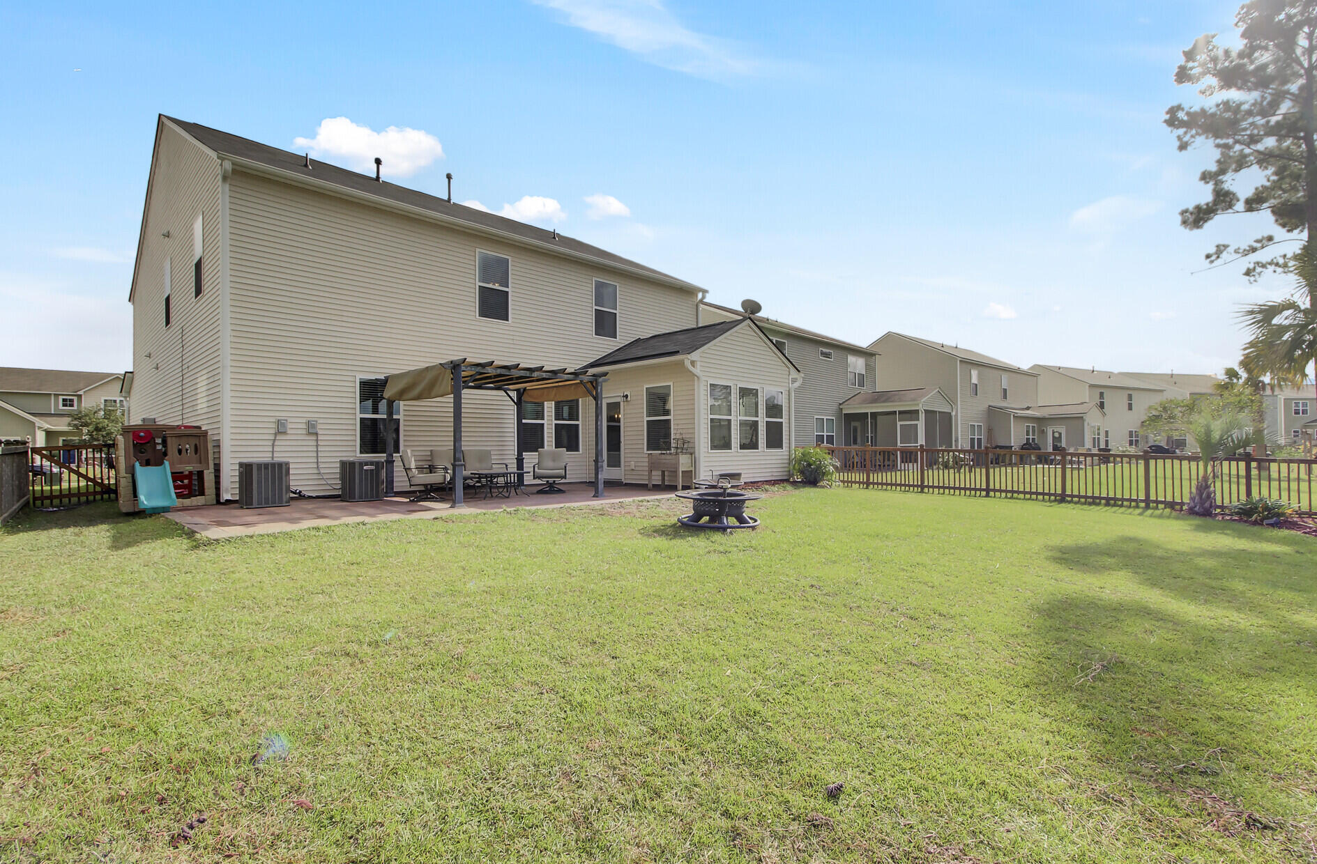 248 Decatur Drive Summerville, SC 29486 - Photo 39 of 55 25_25_mls