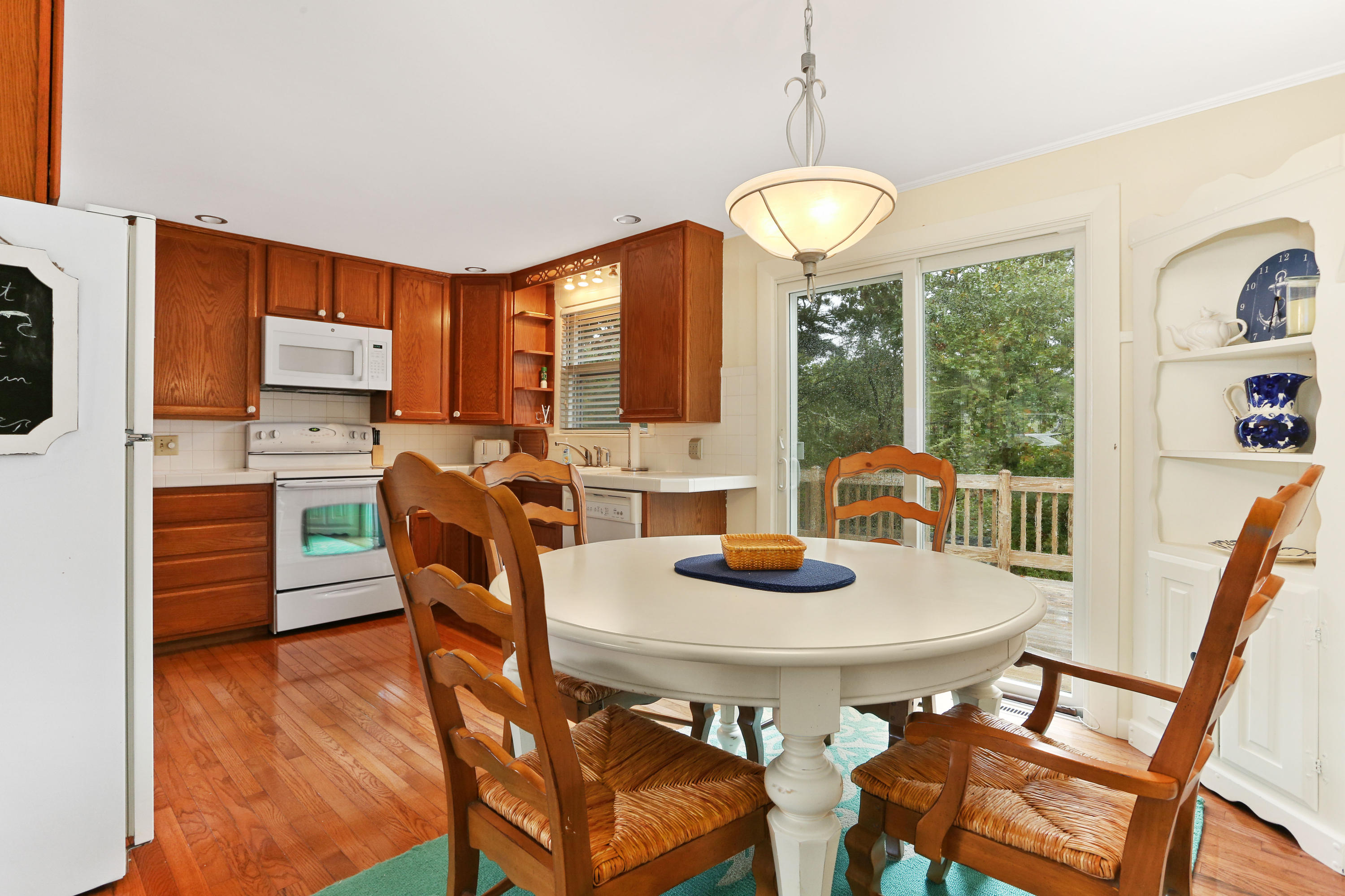 15 Old Tavern Road Chatham, MA 02633 - Photo 8 of 24 Kitchen/Dining