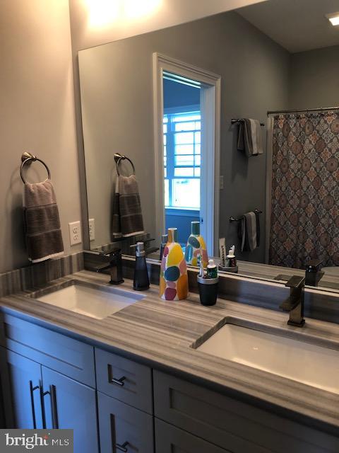 339 Royal Hunt Way Lititz, PA 17543 - Photo 30 of 37