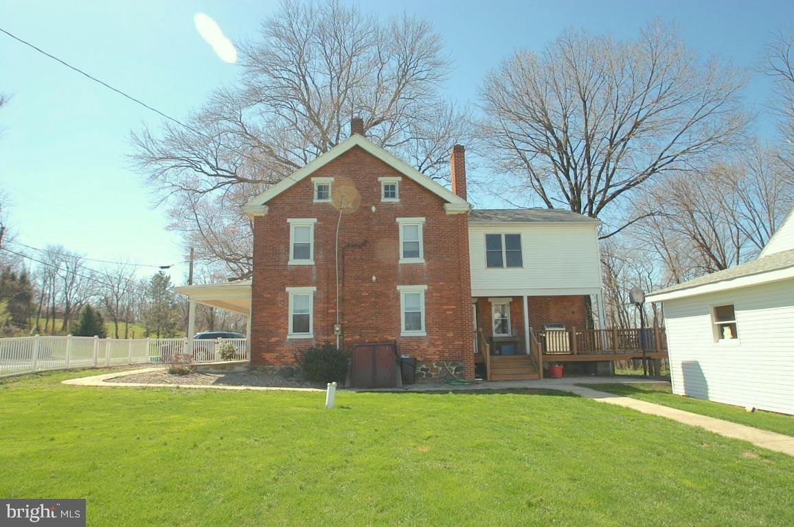 2091 Turnpike Road Elizabethtown, PA 17022 - Photo 2 of 30 Gallery Image 2
