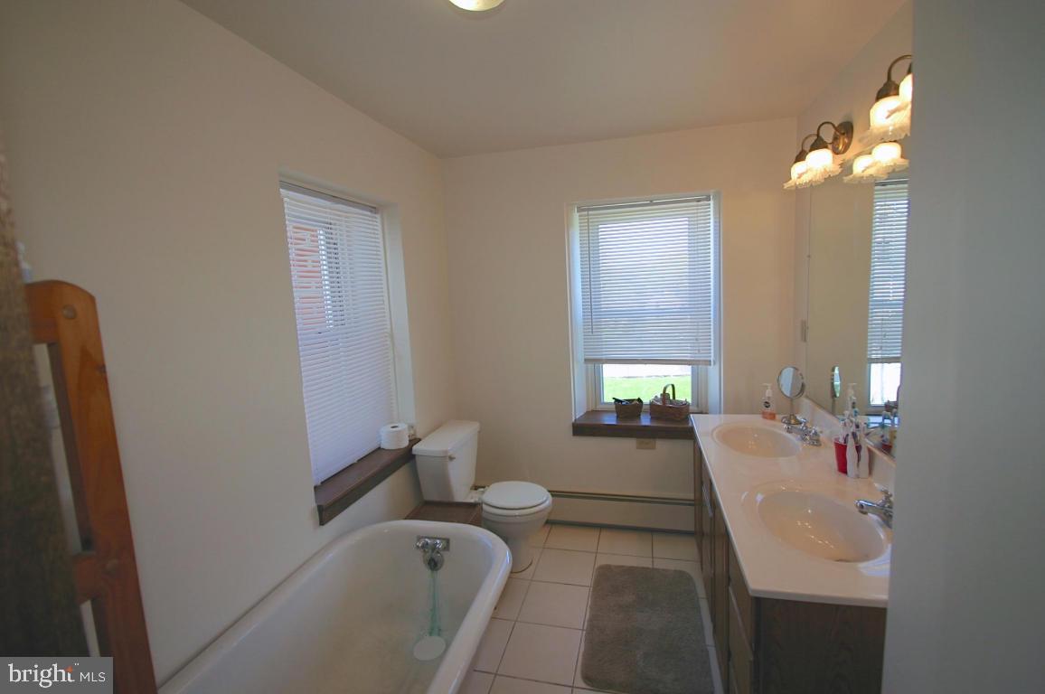 2091 Turnpike Road Elizabethtown, PA 17022 - Photo 18 of 30 Gallery Image 18