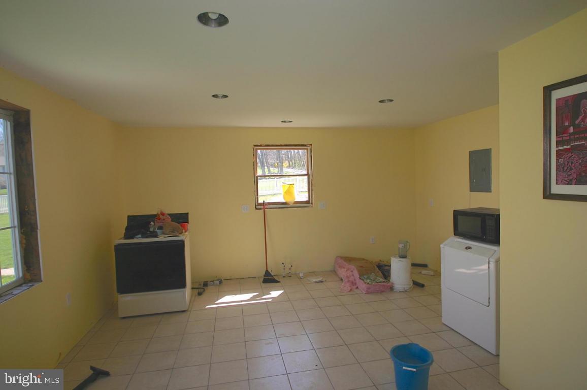 2091 Turnpike Road Elizabethtown, PA 17022 - Photo 21 of 30 Gallery Image 21