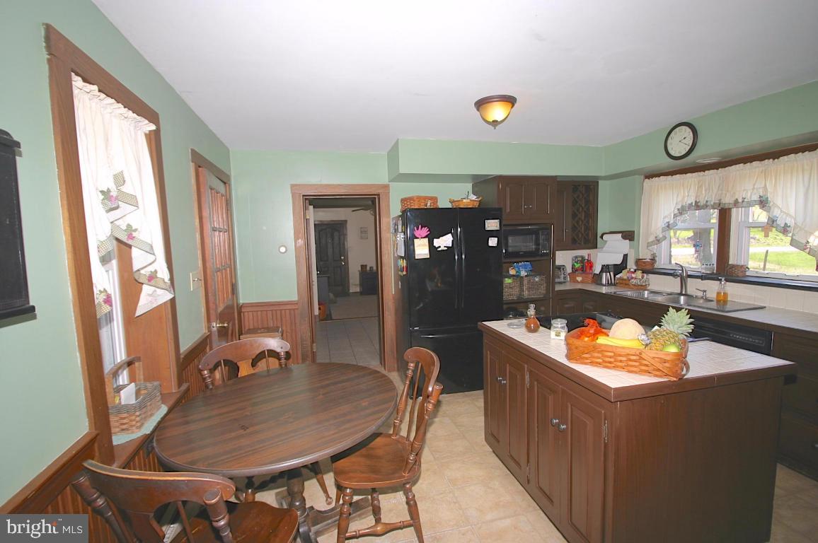 2091 Turnpike Road Elizabethtown, PA 17022 - Photo 5 of 30 Gallery Image 5