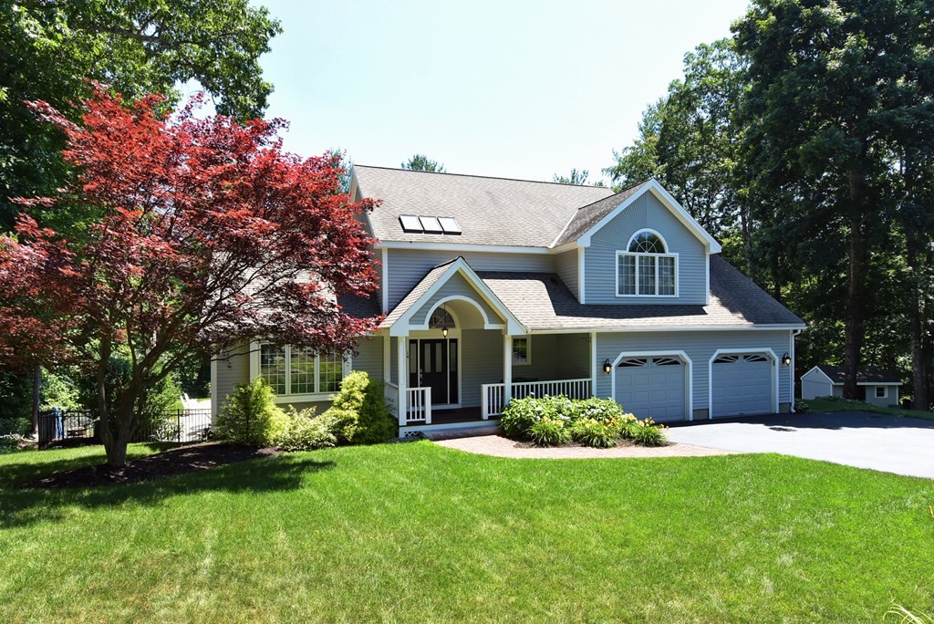 14 Elliott Road Sterling, MA 01564 - Photo 1 of 40