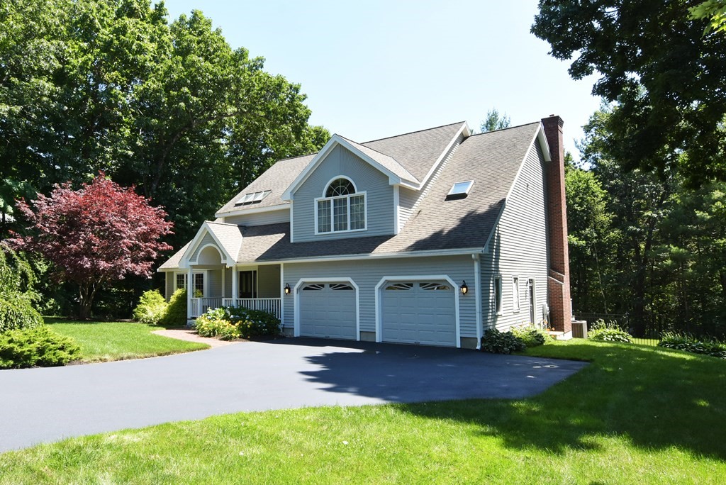 14 Elliott Road Sterling, MA 01564 - Photo 2 of 40