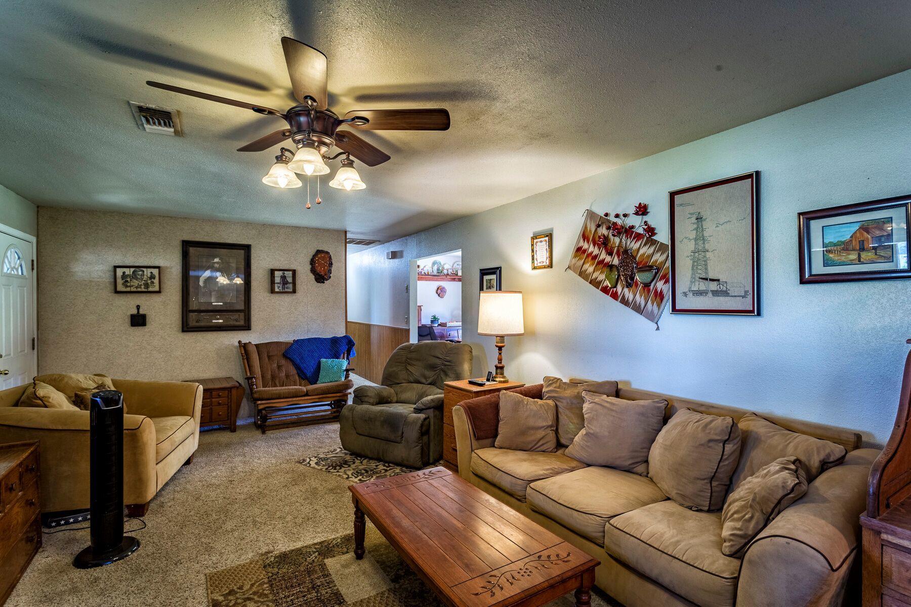 5763 Balls Ferry Road Anderson, CA 96007 - Photo 4 of 27 living room