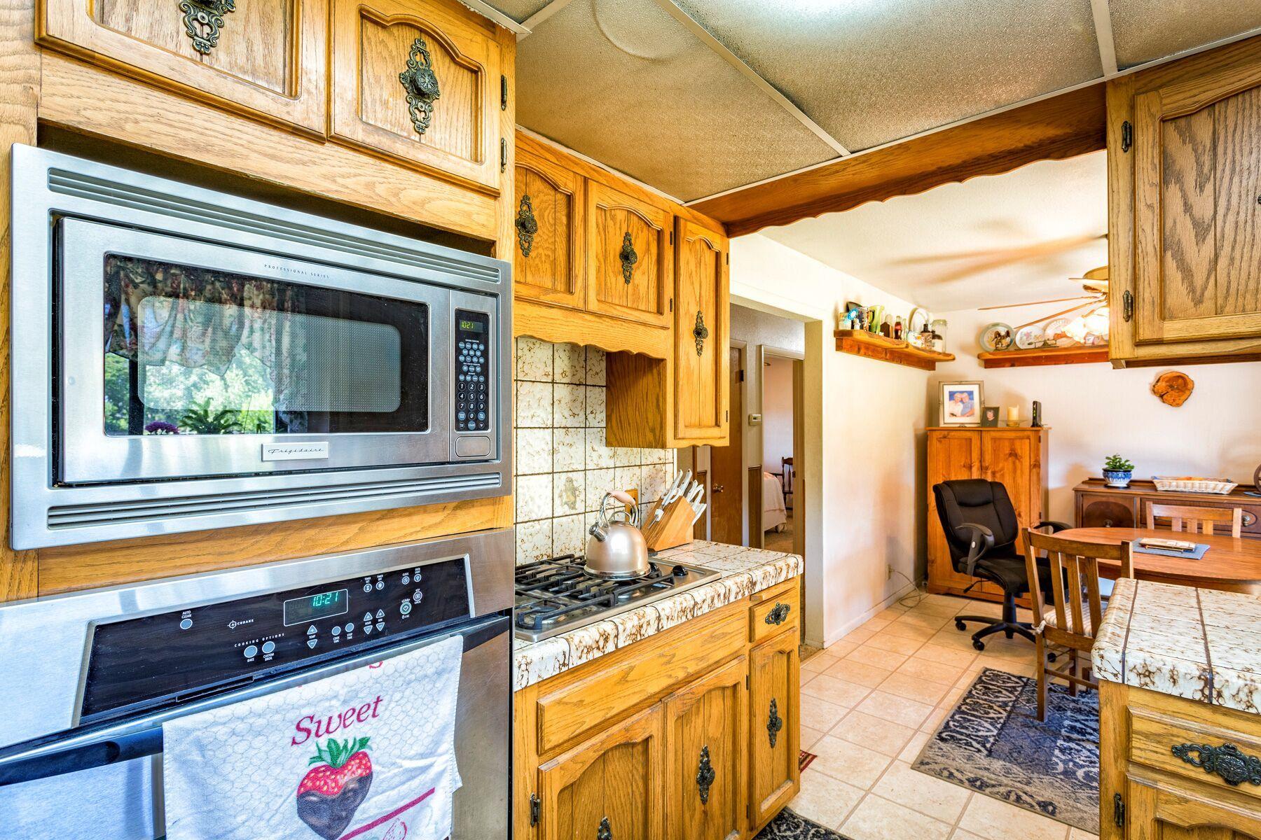 5763 Balls Ferry Road Anderson, CA 96007 - Photo 6 of 27 kitchen