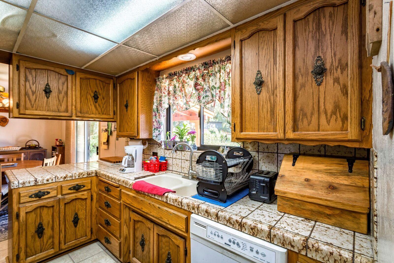 5763 Balls Ferry Road Anderson, CA 96007 - Photo 7 of 27 kitchen2