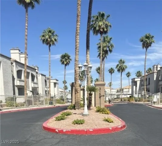 $239,000 | 3150 North Soft Breezes Drive, Unit 1200, Las Vegas, NV 89128