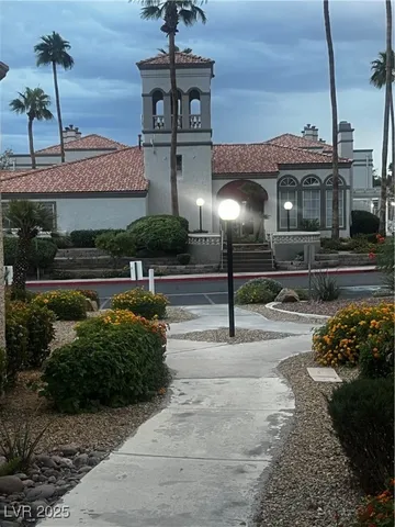 $239,000 | 3150 North Soft Breezes Drive, Unit 1200, Las Vegas, NV 89128