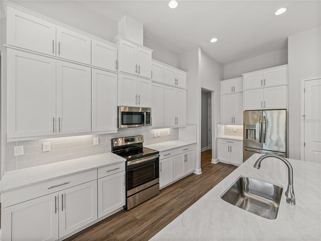 34411 Sahalee Loop Dade City, FL 33525 - Photo 20 of 78