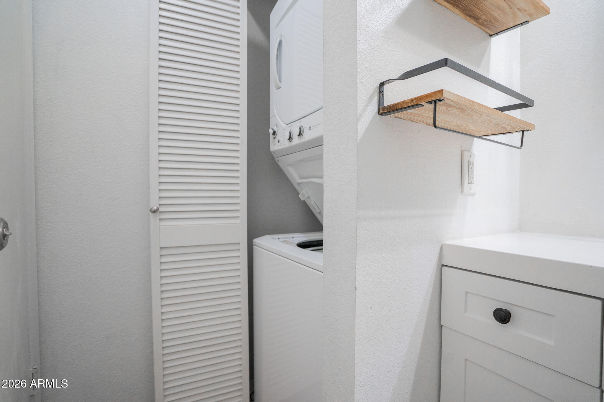 5135 North 10th Street, Unit 7 Phoenix, AZ 85014 - Photo 18 of 25 DSC05962