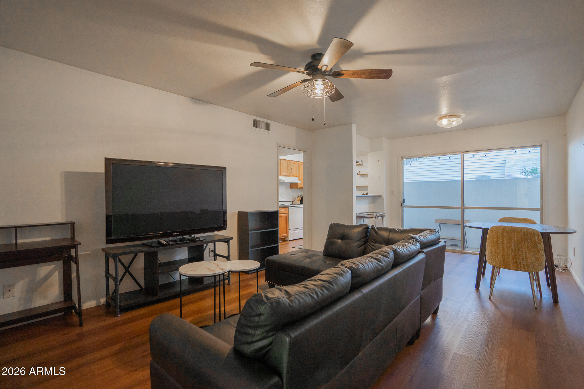 5135 North 10th Street, Unit 7 Phoenix, AZ 85014 - Photo 4 of 25 DSC05922