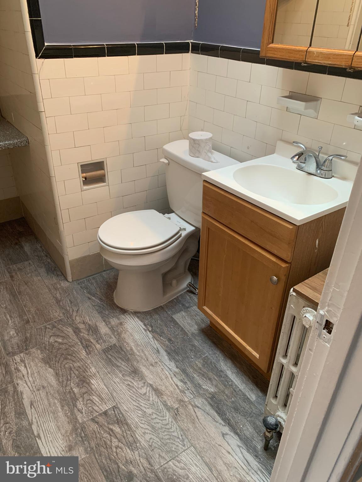 382 Avon Road Upper Darby, PA 19082 - Photo 23 of 35