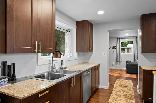 $437,500 | 13410 Mt Olivet Road, Smithville, MO 64089