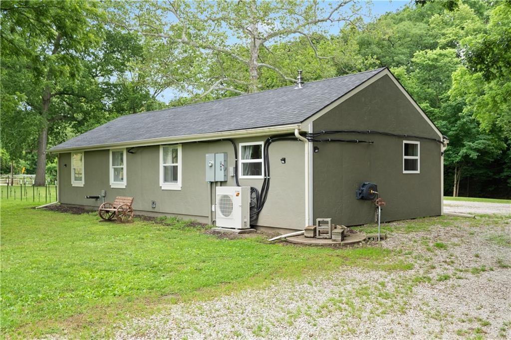 13410 Mt Olivet Road Smithville, MO 64089 - Photo 5 of 30