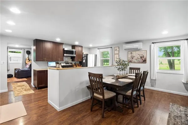 $425,000 | 13410 Mt Olivet Road, Smithville, MO 64089